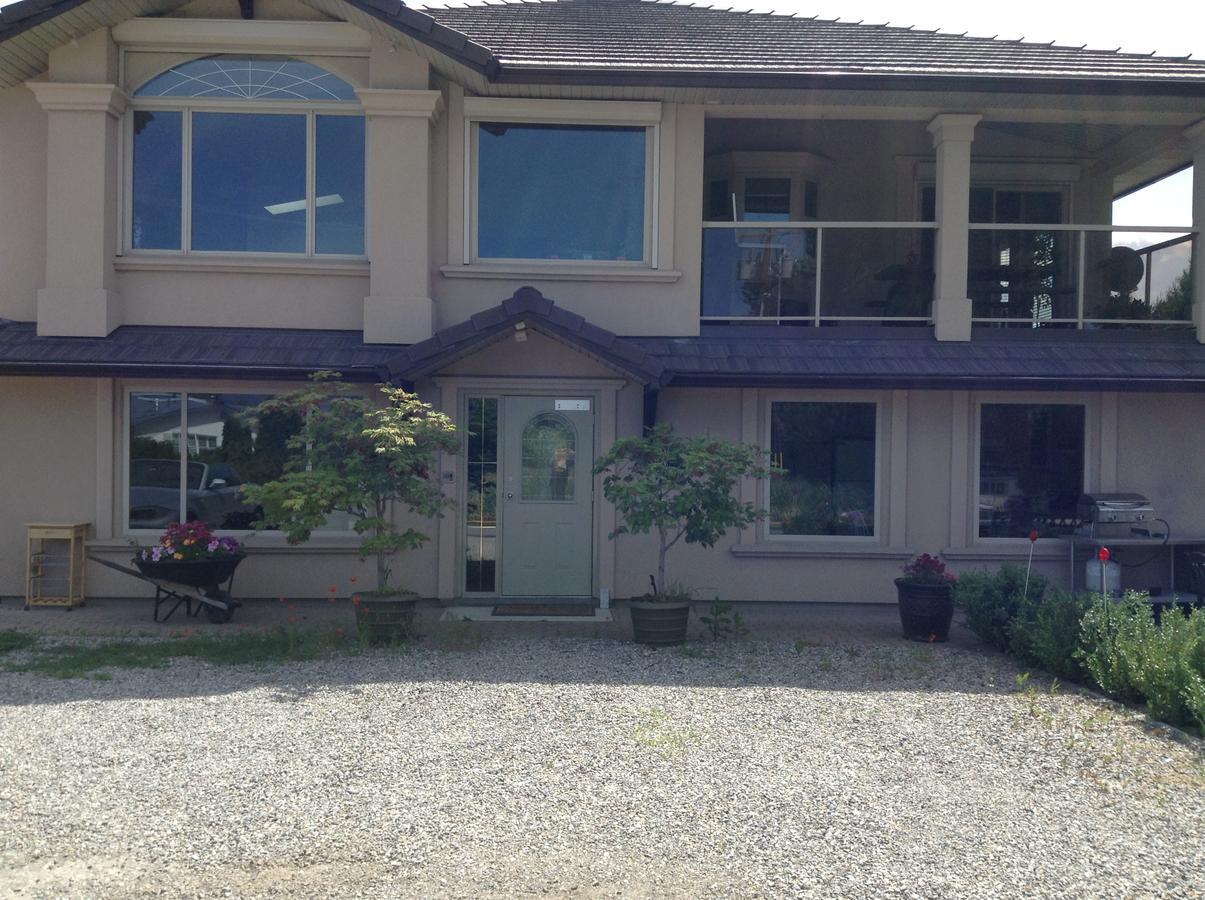 All Seasons Bed & Breakfast Kelowna Exterior foto